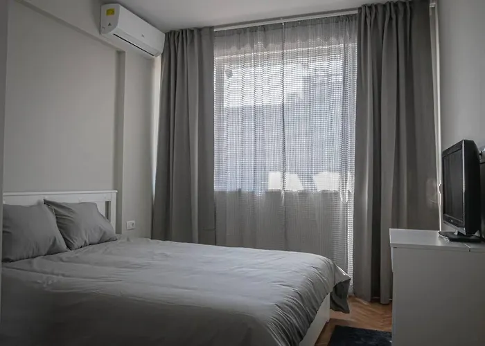 Central Apartment In Varna